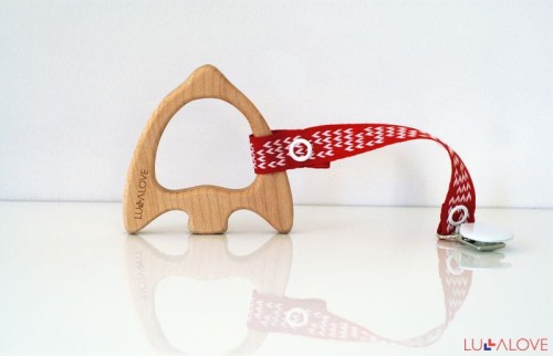 Gryzak drewniany MaMari fish LullaLove-2.jpg