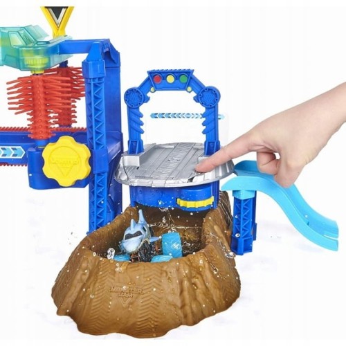 MONSTER-JAM-ZESTAW-SUPER-MYJNIA-AUTKO-6060518-Marka-Spin-Master.jpg
