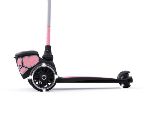 pol_pl_SCOOTANDRIDE-Highwaykick-2-Lifestyle-Hulajnoga-trojkolowa-balansowa-ze-swiecacymi-kolkami-i-odblaskowa-kierownica-2-Reflective-Rose-7864_13.jpg