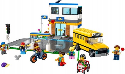 LEGO-CITY-Dzien-w-szkole-60329-Nazwa-zestawu-LEGO-CITY-Dzien-w-szkole-60329.jpg