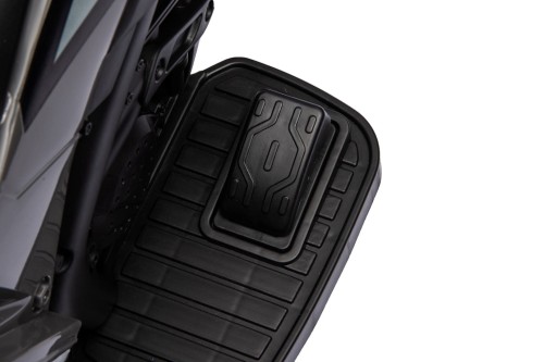 J04.012.0.1 (3) (Large).jpg