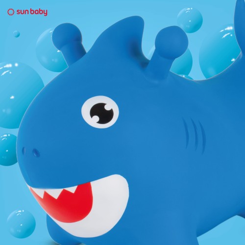 Gumowy skoczek do skakania dla dziecka niebieski rekin.jpg