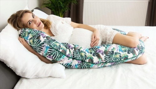 Poduszka-pozycjonujaca-C-LLOW-typu-C-BabyMatex-EAN-GTIN-5902675061803.jpg