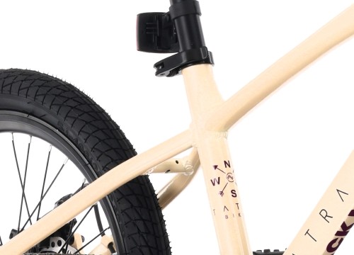 J03.102.4.2 (6) (Large).jpg